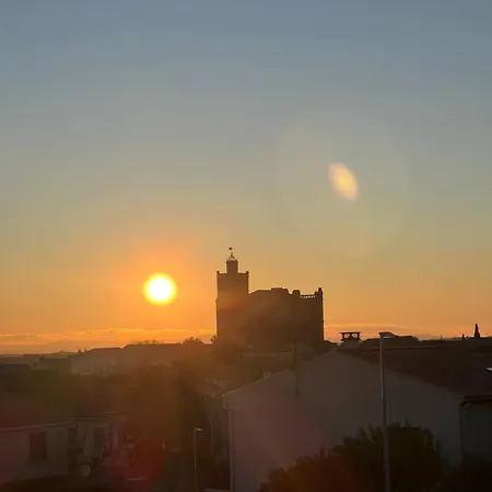 Couette-café Entre Midi - - 3*