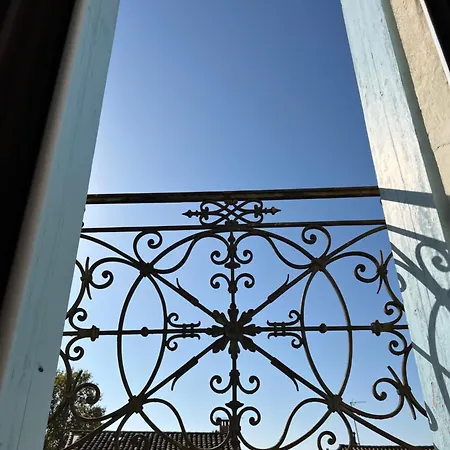 فندق مبيت وإفطار Entre Midi - - كابيستانج