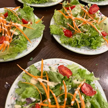 Entre Midi - - Couette-café 3*