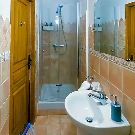 Bed & Breakfast Entre Midi - - 4*
